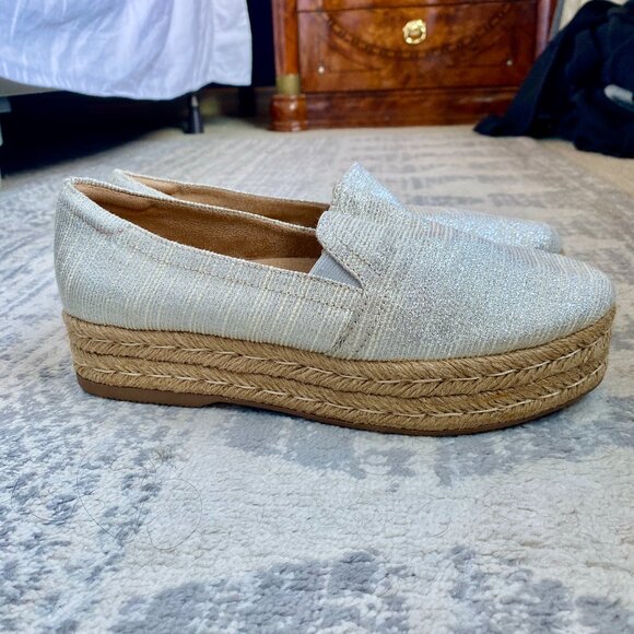 Naturalizer Silver Flatform Espadrilles - Picture 6 of 6